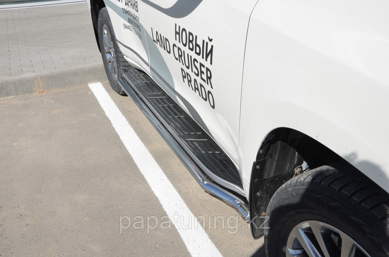 Защита штатного порога d60 ПапаТюнинг для Toyota Land Cruiser Prado 150 2017- - фото 3 - id-p105048709
