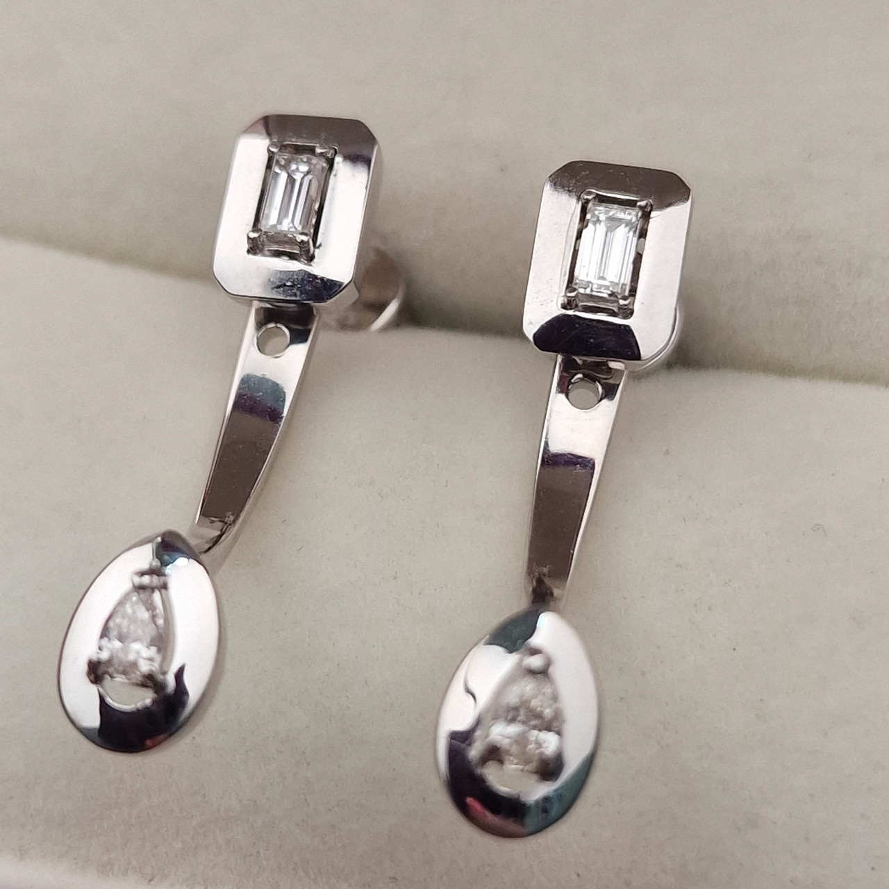 Золотые серьги с бриллиантами "Багеты" ,"Капля" 0.31Ct VS1/H, VG-Cut