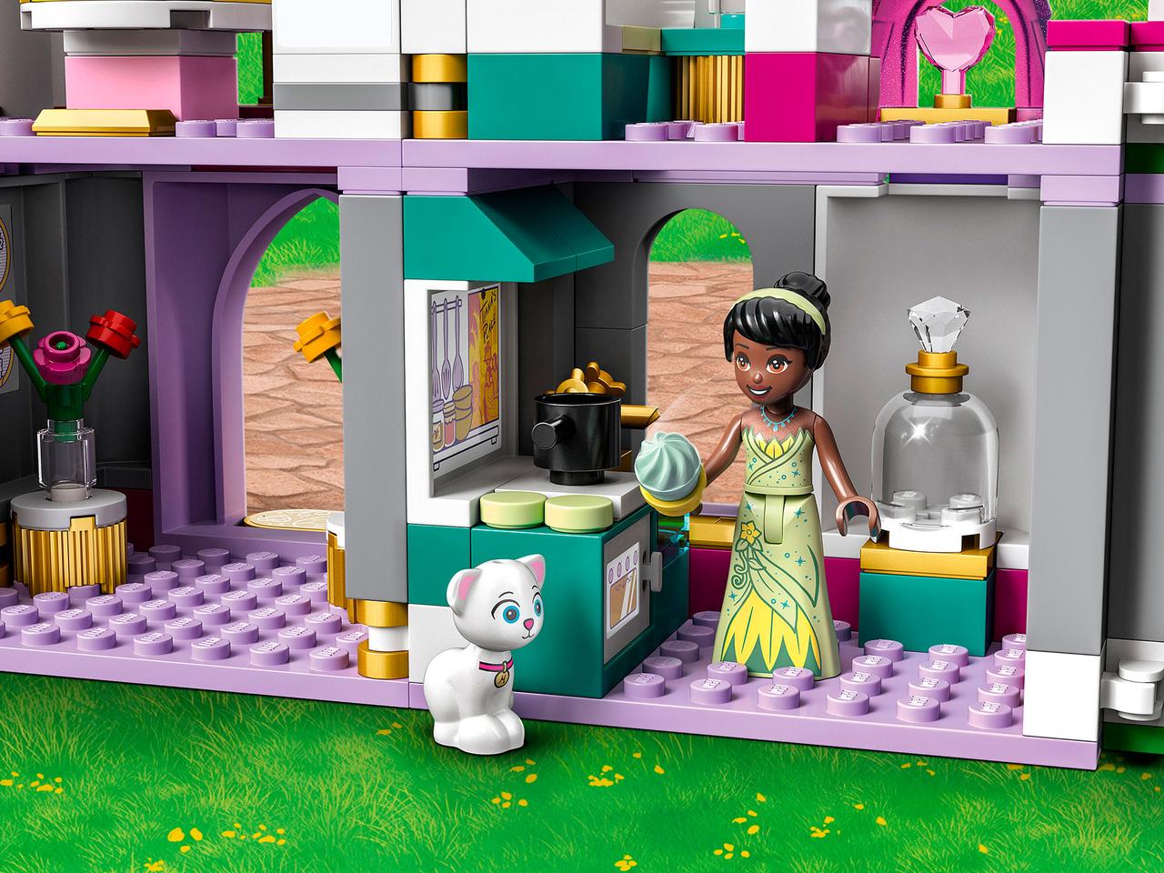 Lego 43205 Принцессы Дисней Замок невероятных приключений