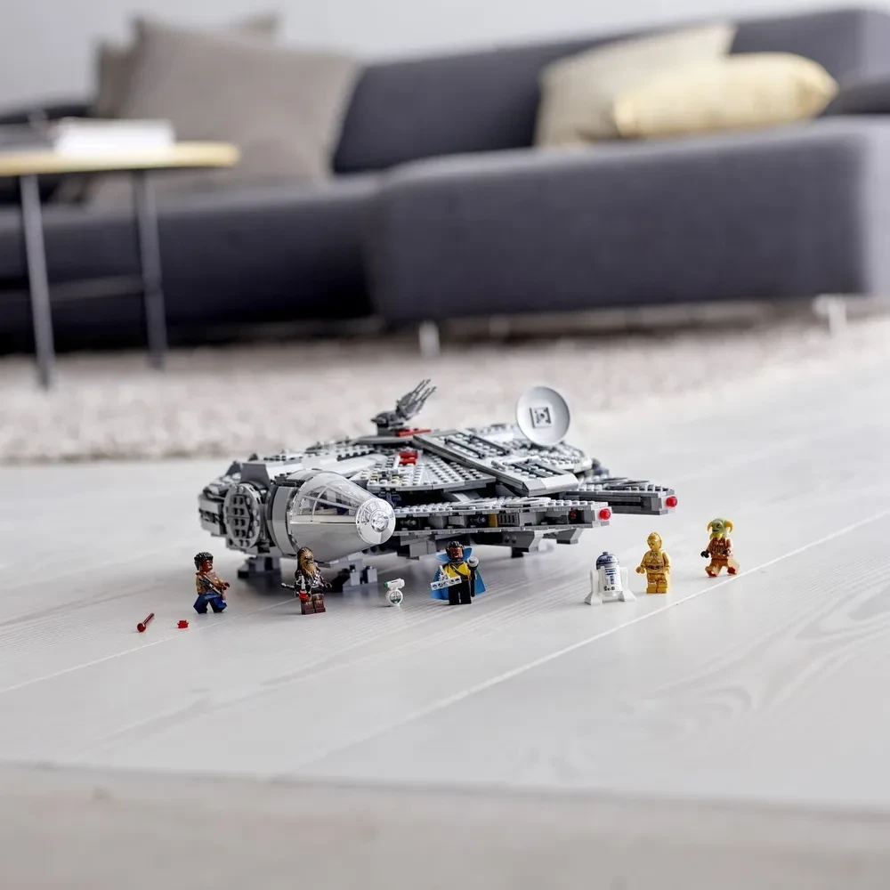 Конструктор LEGO Star Wars Episode IX 75257 Сокол Тысячелетия