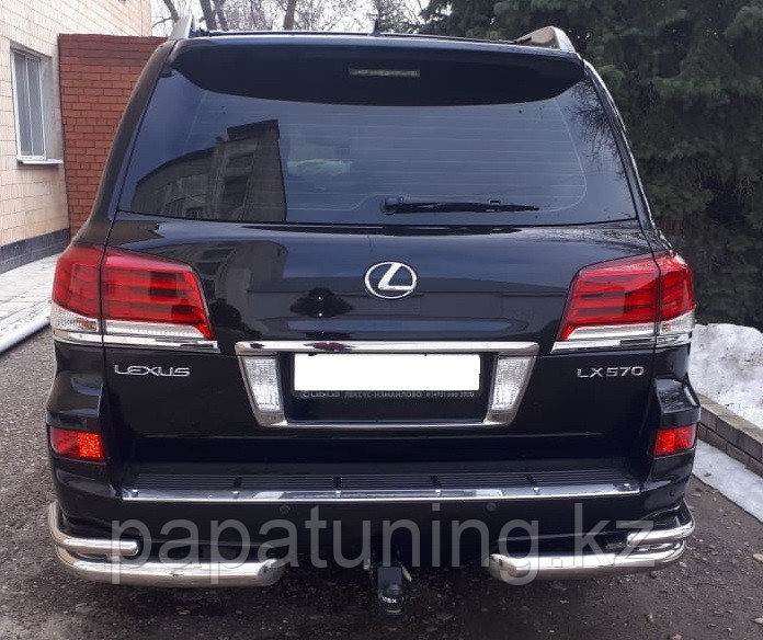 Защита заднего бампера угловая двойная d76/42 ПапаТюнинг для Lexus LX 570 2012-2015 - фото 1 - id-p105047717