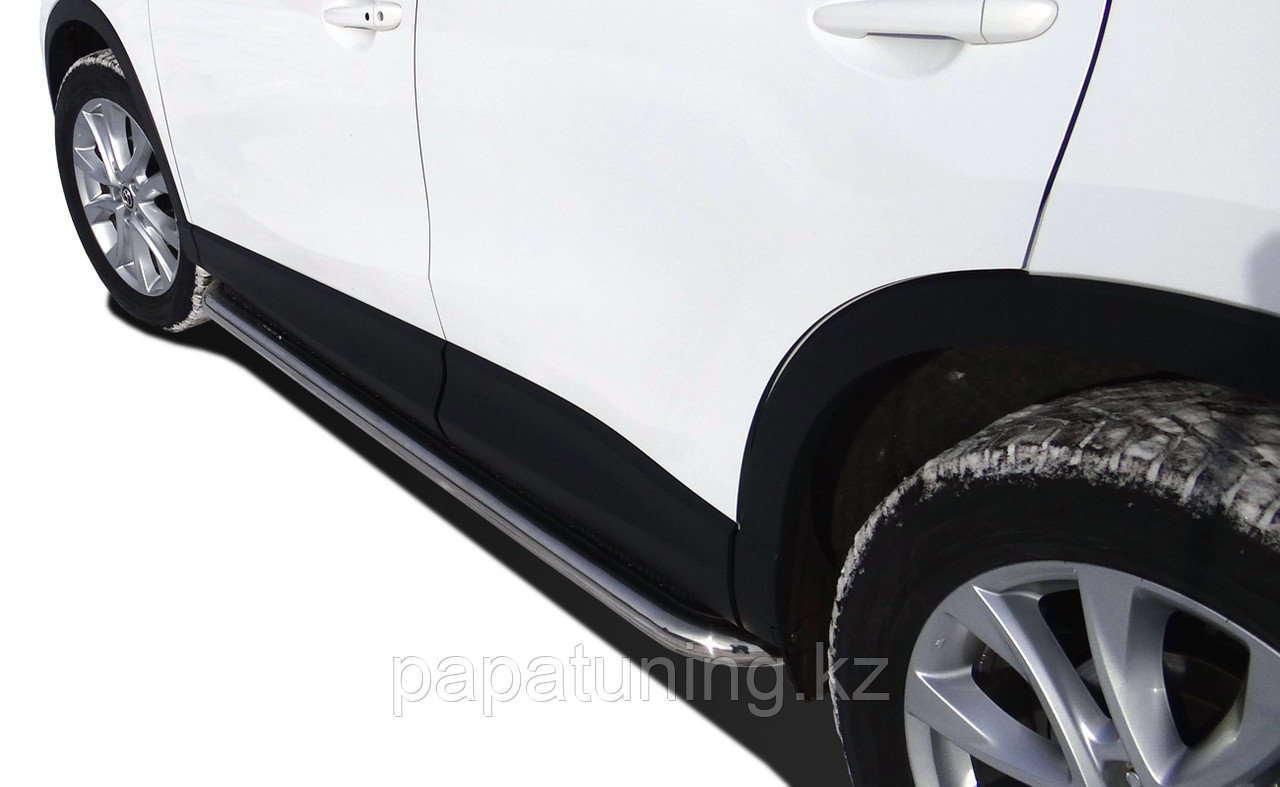Пороги с накладным листом d53 ПапаТюнинг для Mazda СХ-5 2013-2017 - фото 1 - id-p105047821