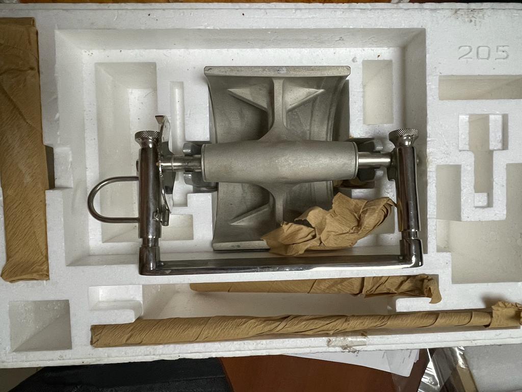 Аппарат для срезания кожных трансплантатов (дерматом). Модель 2