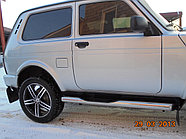 Пороги труба с проступью d76 ПапаТюнинг для Lada Niva Urban 2121 2014-