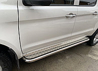 Пороги с накладным листом d53 ПапаТюнинг для Jac T6