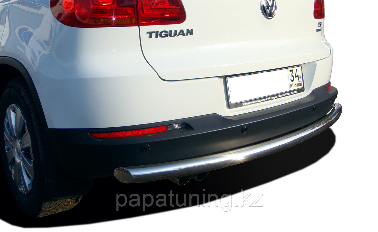 Защита заднего бампера (радиус) d60 ПапаТюнинг для Volkswagen Tiguan 2011-2016 - фото 2 - id-p105048939