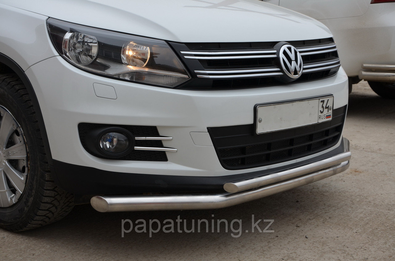 Защита переднего бампера двойная d60/42 ПапаТюнинг для Volkswagen Tiguan 2011-2016 - фото 1 - id-p105048938