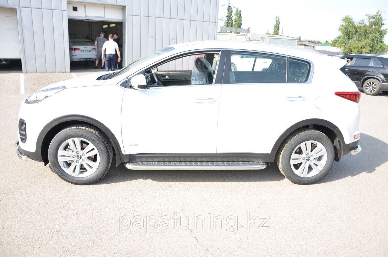 Пороги с накладным листом d53 ПапаТюнинг для Kia Sportage 4 2015-2018 - фото 2 - id-p105047616