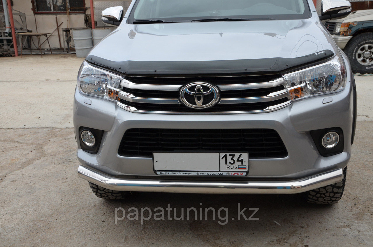 Защита переднего бампера d76 ПапаТюнинг для Toyota Hilux 2015-2018 - фото 1 - id-p105048366
