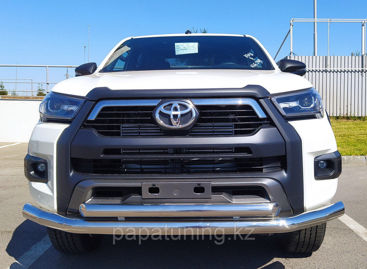 Защита переднего бампера двойная d76/60 ПапаТюнинг для Toyota Hilux Exclusive Black 2018- - фото 1 - id-p105048422
