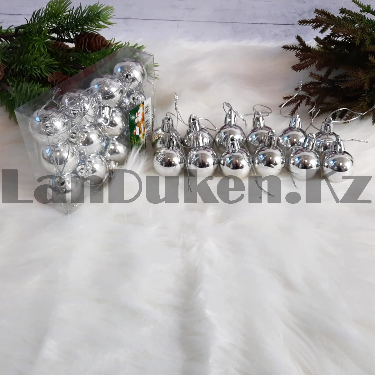 Новогодние елочные шарики глянцевые серебряные HM-1 12 шт 3 см