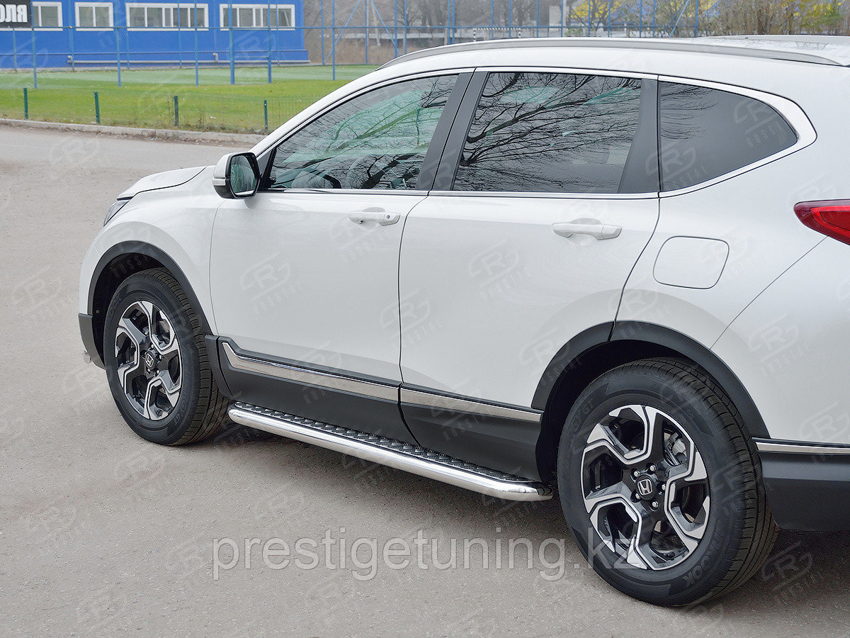 Пороги труба d63 с листом (лист алюм, проф. нерж) (вариант 1)  Honda CR-V 2016-2019