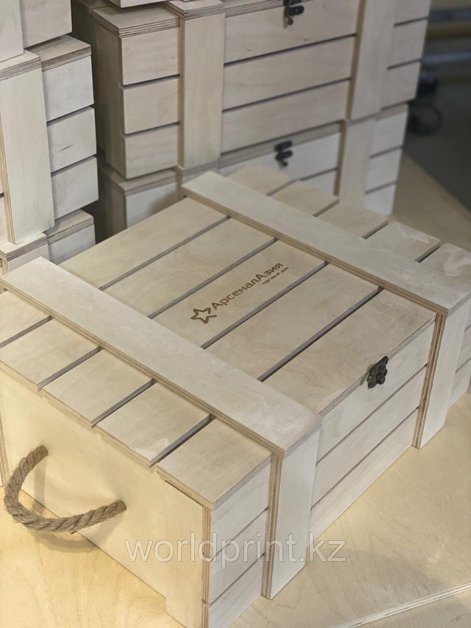 Подарочный ящик деревянный
