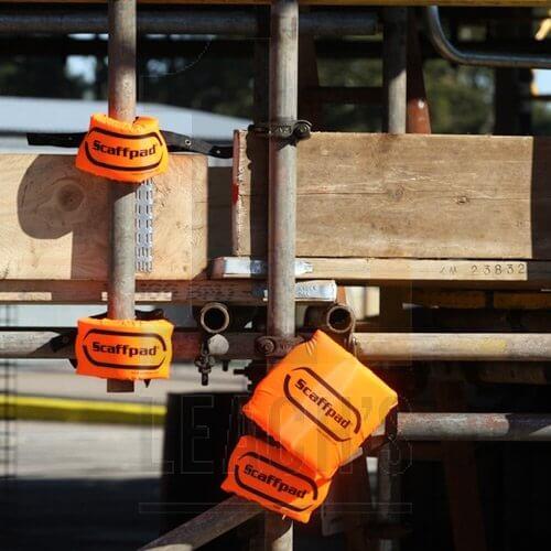 Hi-Vis Orange Scaffpad Fitting Protector / Оранжевая защитная сигнальная накладка на арматуру - фото 2 - id-p105318645