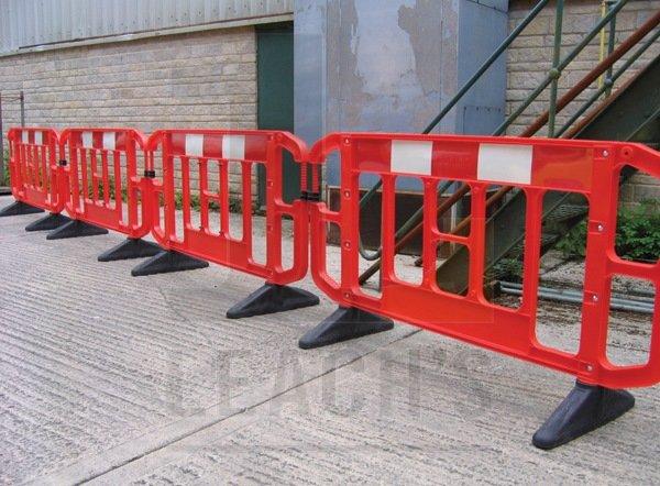 Safety Barrier Red/White 2m / Защитный барьер красно-белый 2м - фото 3 - id-p105319781