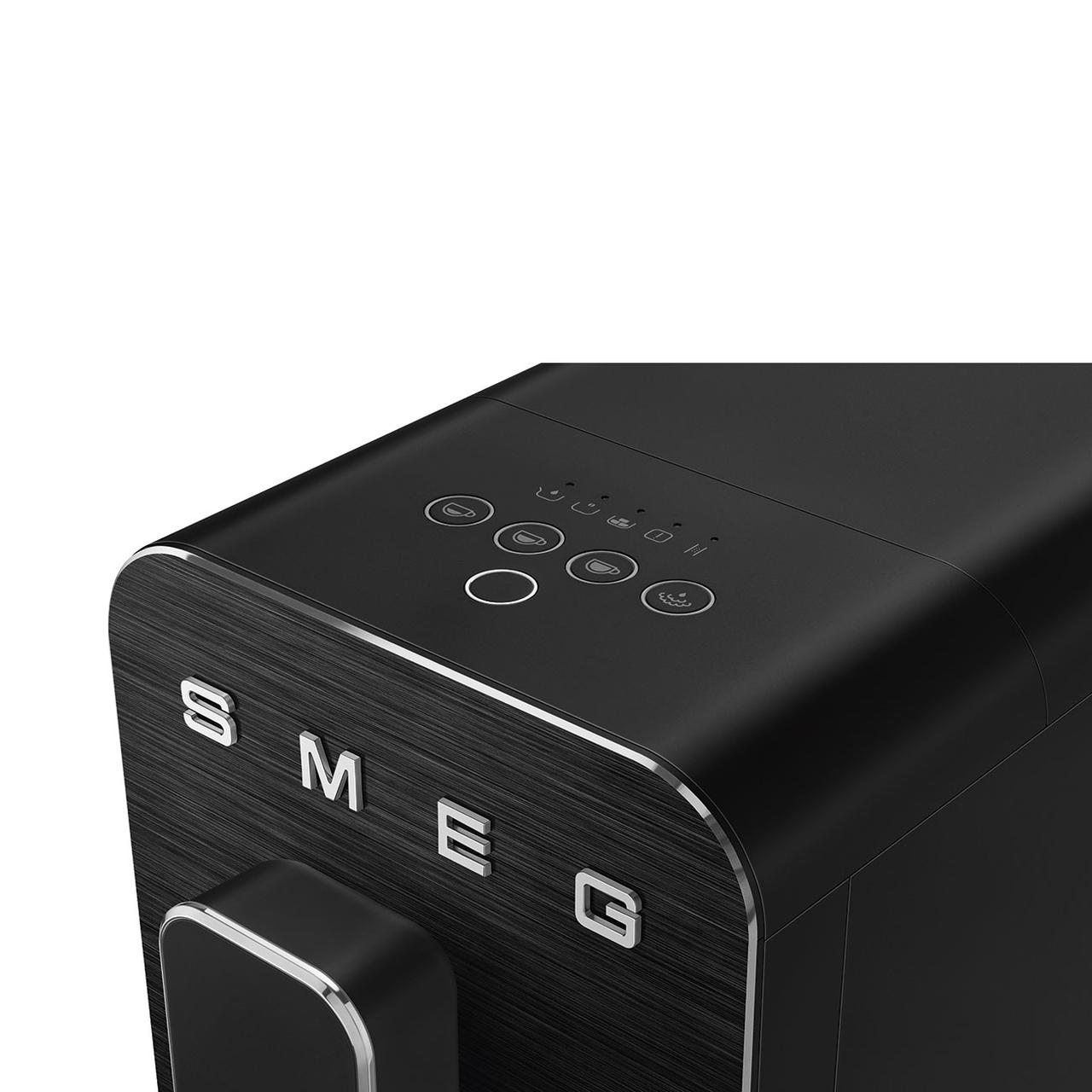 Автоматическая кофемашина SMEG BCC02FBMEU для приготовления эспрессо с вспениванием молока Черного цвета - фото 3 - id-p105321314