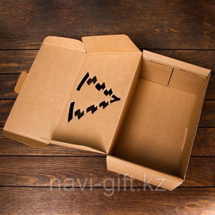 Подарочная коробка №25, бурая, сборная, 33,2 х 21,3 х 17,3 см - фото 2 - id-p105380656