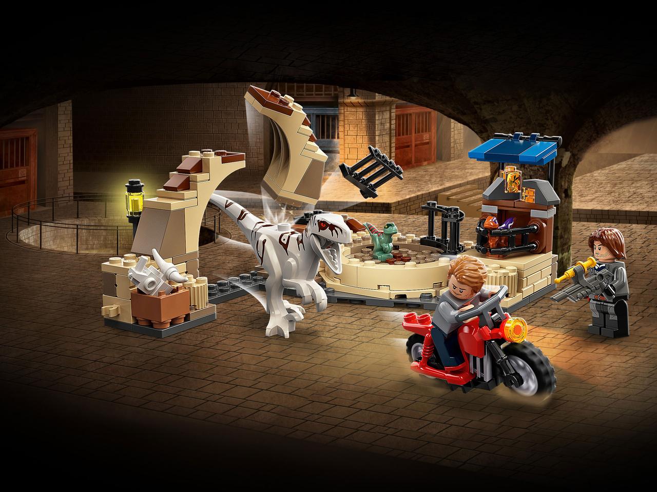 LEGO Jurassic World™ 76945 Атроцираптор: погоня на мотоцикле, конструктор ЛЕГО