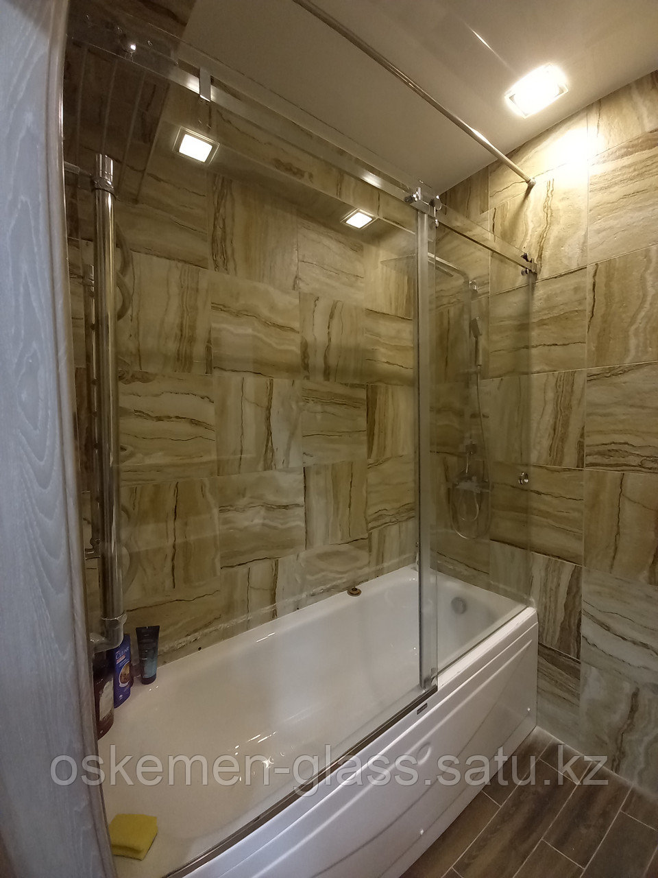 Раздвижная стеклянная шторка для ванной - фото 6 - id-p105141640