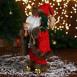 Дед Мороз "В свитере и шубке с коричневым мехом" двигается, фонарь светится, 15х35 см, фото 3