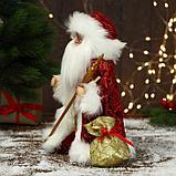 Дед Мороз "В красной шубе, с посохом и мешком" двигается, 17х29 см, фото 2