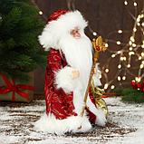 Дед Мороз "В красной шубе, с посохом и мешком" двигается, 17х29 см, фото 4