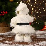 Дед Мороз "В меховом белом костюмчике, с мешком" двигается, 11х30 см, фото 3