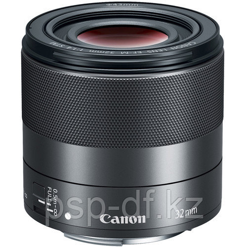 Объектив Canon EF-M 32mm f/1.4 STM - фото 1 - id-p105478018