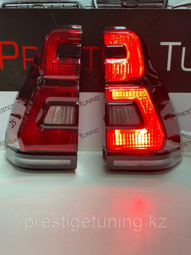 Задние фонари на Lexus GX470 2003-09 дизайн 2018 (Красный цвет) - фото 8 - id-p105486463