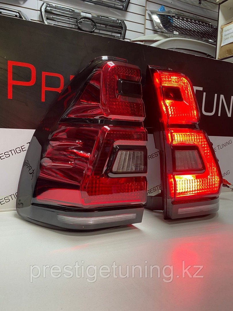 Задние фонари на Lexus GX470 2003-09 дизайн 2018 (Красный цвет) - фото 10 - id-p105486463