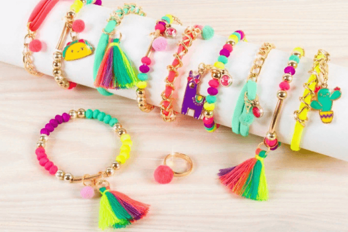 Набор для творчества Make It Real Make It Real Создание украшений Neo-Brite Chains & Charms