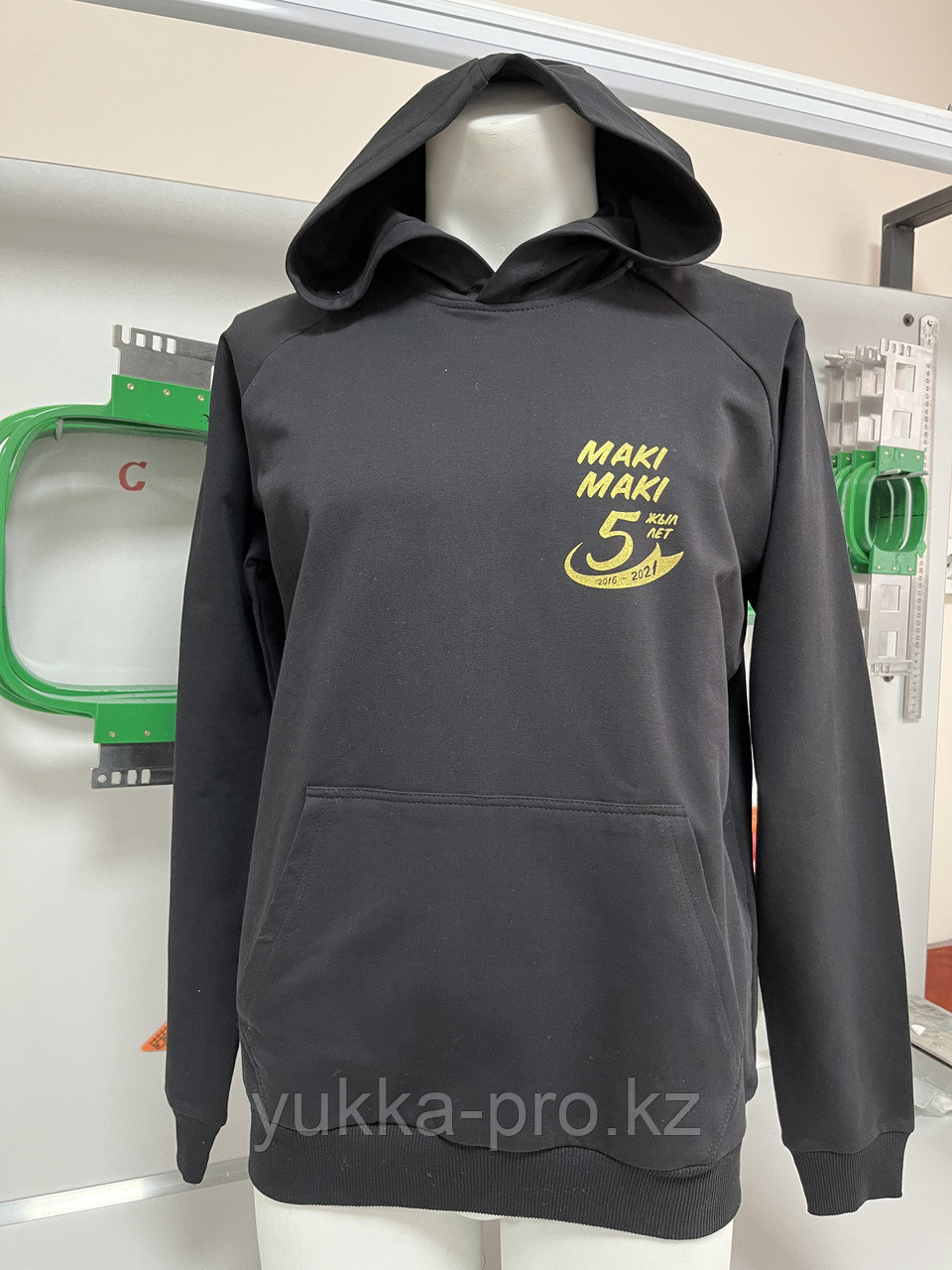 Худи черные с логотипом