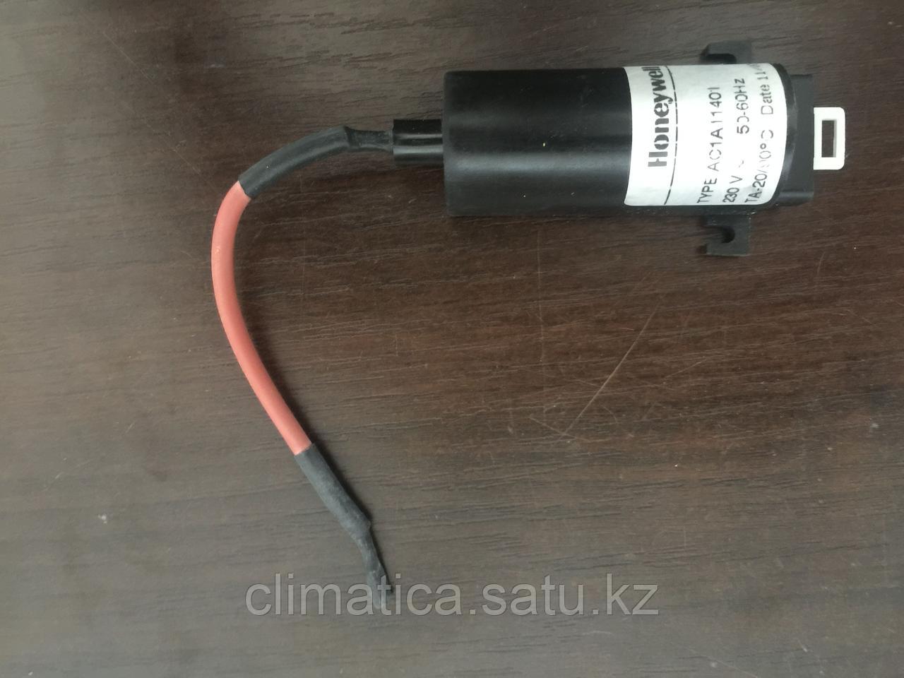 5653930 устройство зажигания с кабелем (ECO240i/Fi;LUNA;LUNA