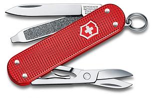 Нож перочинный Victorinox Classic Sweet Berry (0.6221.201G) 58мм 7функц. карт.коробка