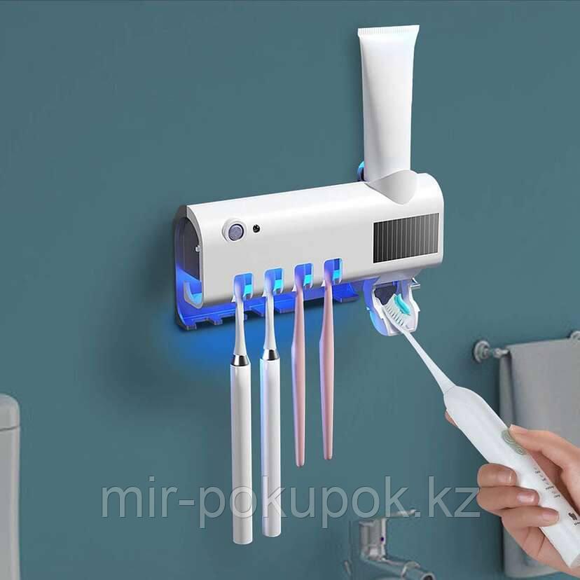 Сенсорный дозатор-стерилизатор для зубной пасты и щеток