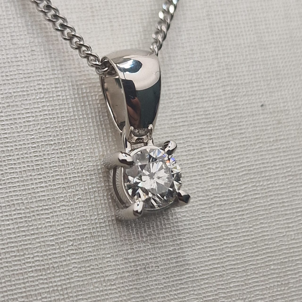 Золотой кулон с бриллиантом 0,36Ct SI2/H, VG-Cut Цепь 40см