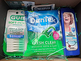 Подарочный набор Средства для ухода за полостью рта - Marvis зубная паста, Gum, DenTek Зубочистки, Скребок