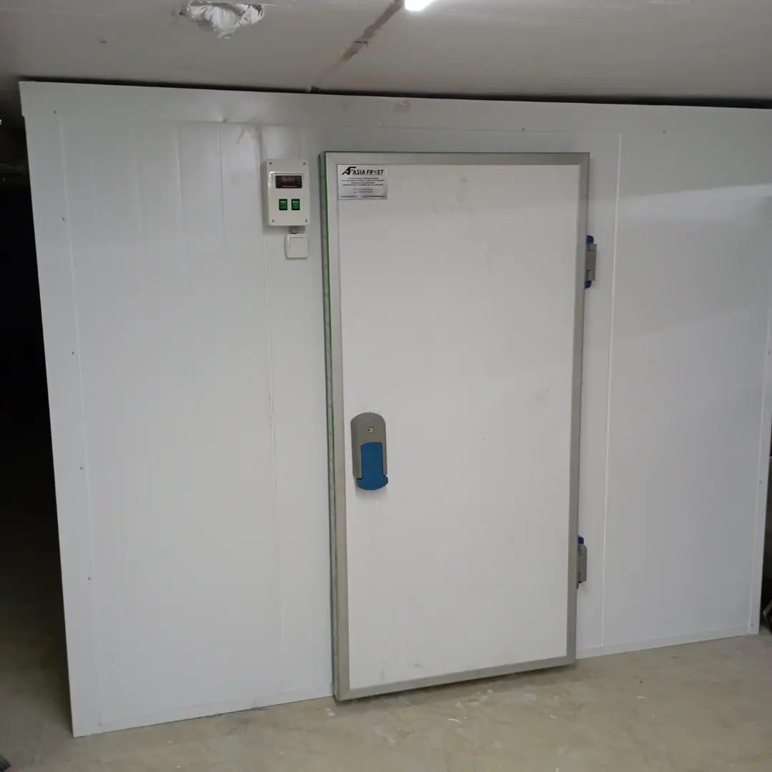 Дверь для холодильной камеры 80см х 180 см, толщина 80мм. - фото 2 - id-p105798341