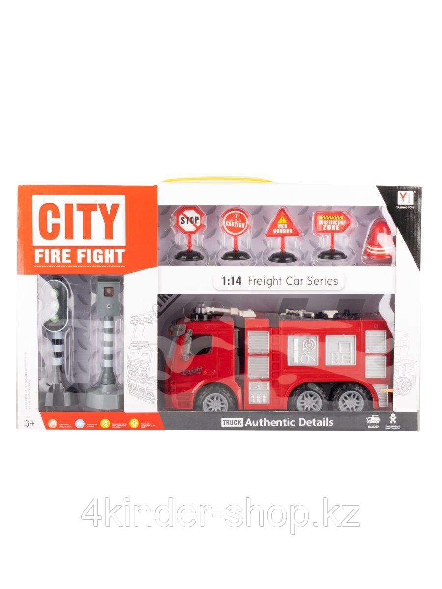 DIY: Пожарная машина с аксессуарами