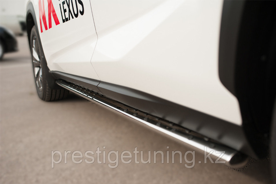 Пороги труба 75х42 овал с проступью Lexus NX 200 (F-Sport) 2014-17 - фото 2 - id-p105878945