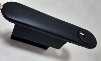 Подлокотник на дверь Г-3302 с бардачком + с подстаканником (черный)