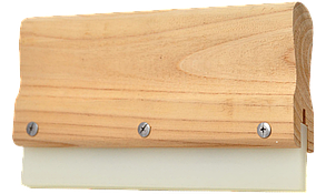 Выгонка полиуретановая с деревянной ручкой