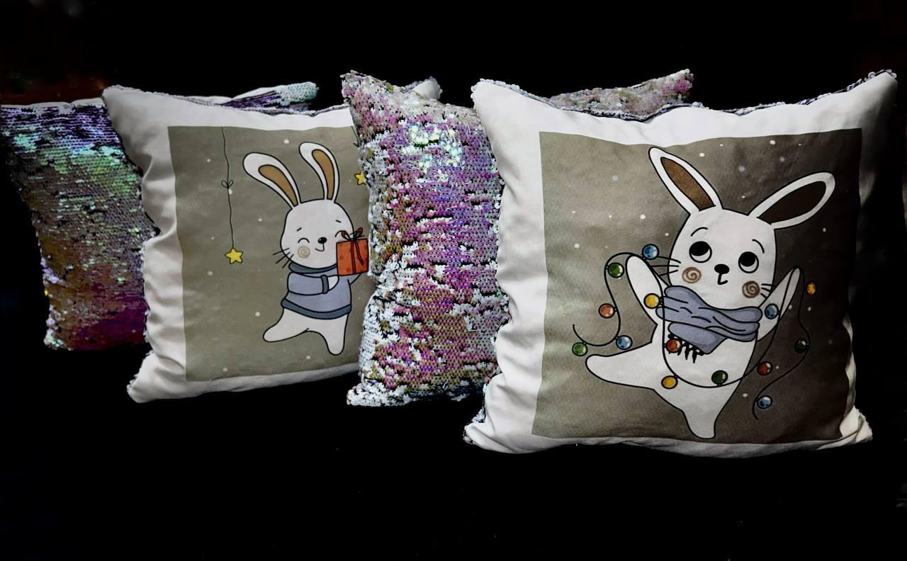 Комплект новогодних подушек «Christmas bunnies» с пайетками