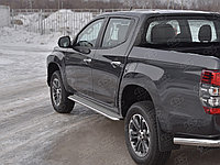 Пороги труба d42 с листом (лист нерж, проф. нерж) (вариант 3) Mitsubishi L200 2018-по н.в