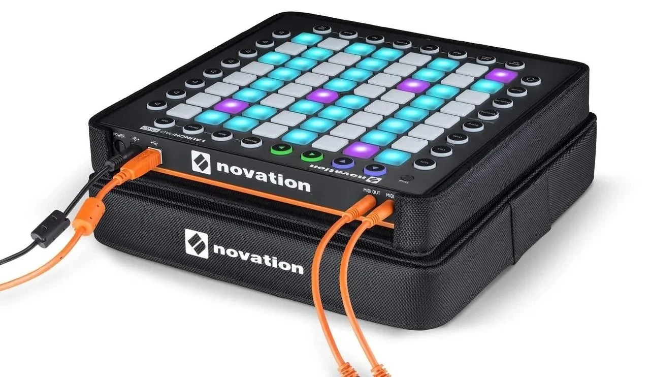 USB контроллер Novation Launchpad Pro Bundle (+ чехол Launchpad Pro Hard Case) - фото 5 - id-p45880364