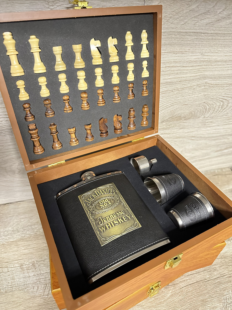 Подарочный бокс/ шахматный набор/ подарочный набор для мужчин