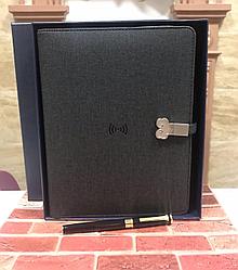 Блокнот с пауэрбанком WIFI зарядкой флешкой 16 Gb черный