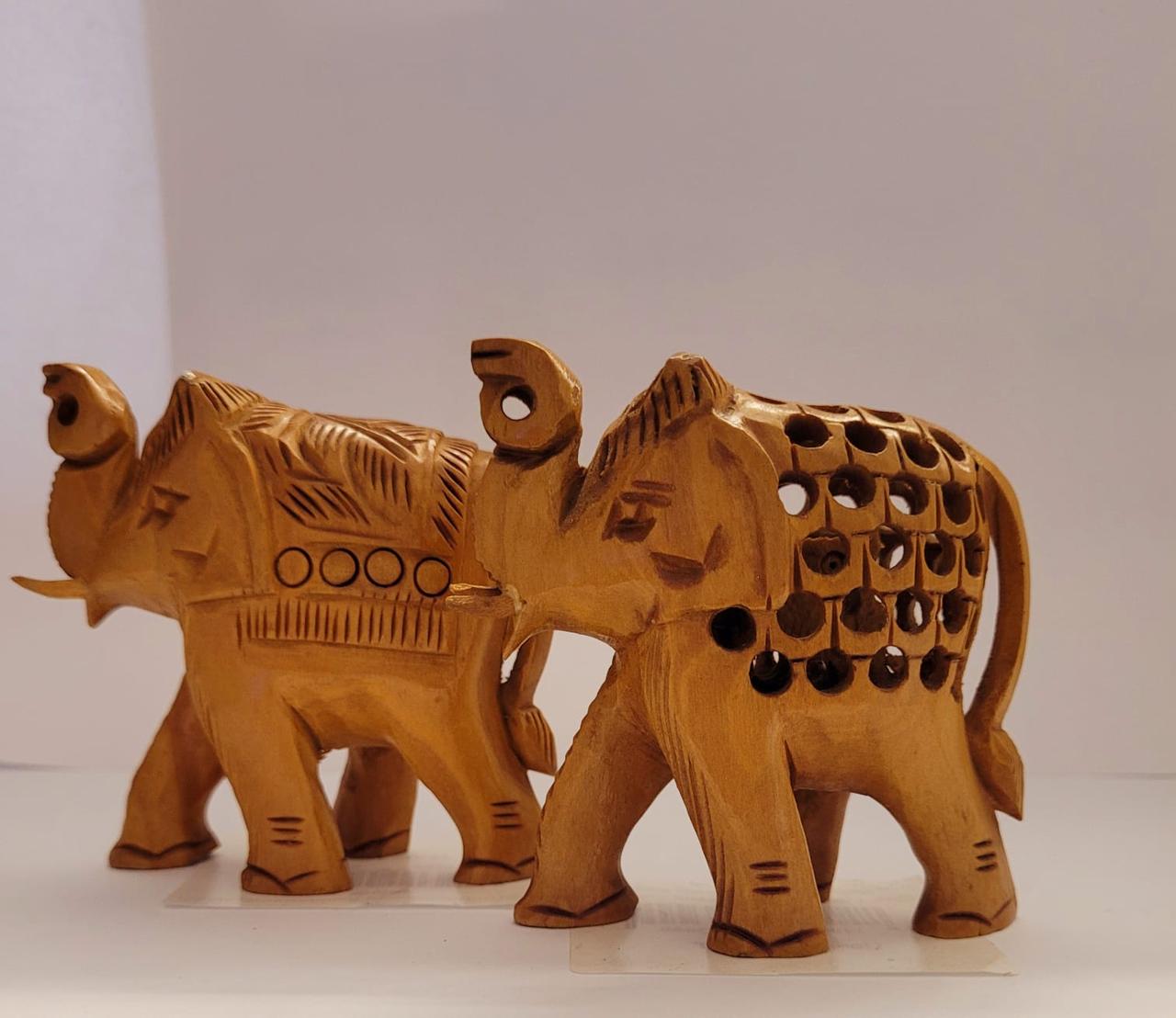 Слоник деревянный ручной работы в ассортименте 9 см Индия - фото 1 - id-p106058334