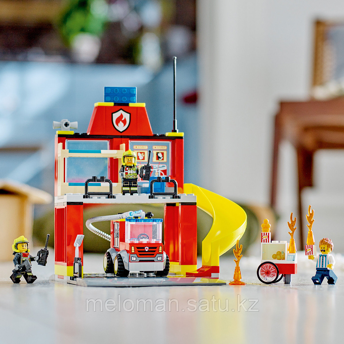 LEGO: Пожарная часть и пожарная машина CITY 60375 - фото 7 - id-p106080180