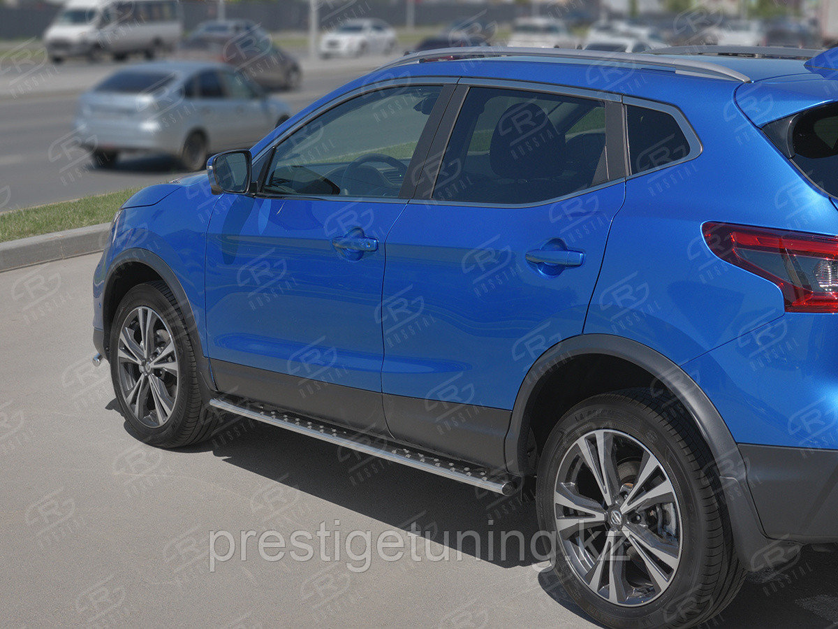 Пороги труба 75х42 овал с проступью Nissan Qashqai 2019-21